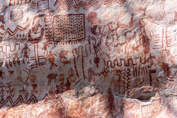 Cerro Azul Chiribiquete rock paintings, close to San José del Guaviare, Colombia - 595625915