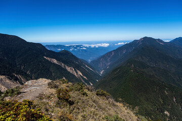 Fototapeta premium view of the mountains