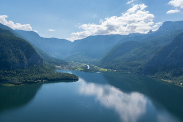 Fototapeta na wymiar Hallstatt lake in summer, Austria