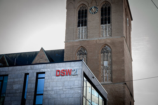 DORTMUND, GERMANY - NOVEMBER 5, 2022: logo of DSW21 on their main office in Dortmund. DSW21, or dortmunder stadtwerke, is the public transportaton and municipal services company of Dortmund.