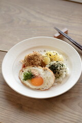 Enjoy breakfast before going to work.