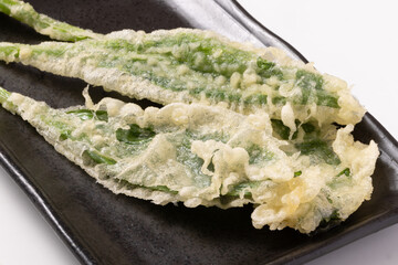 行者にんにくの天ぷら