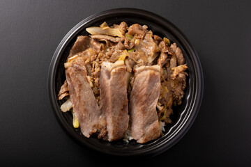 国産黒毛和牛の牛丼弁当
