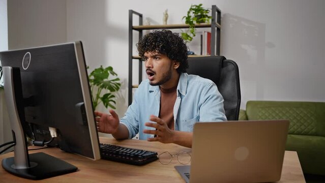 Programmer faces difficulties working on complex project