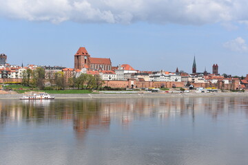 Toruń, gotyckie miasto wpisane na listę UNESCO, architektura, gród, europa, podróż, stary, krajobraz, niebo, średniowiecznej, lato, dom - obrazy, fototapety, plakaty