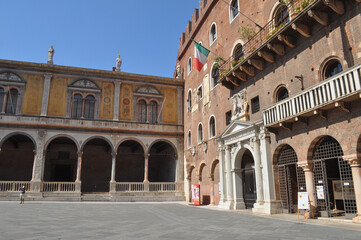 Fototapeta na wymiar Piazza dei Signori in Verona