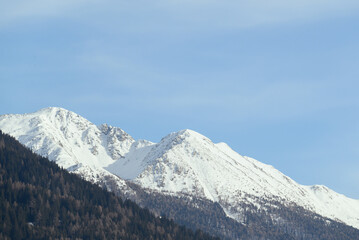 Fototapeta premium montagna e cielo