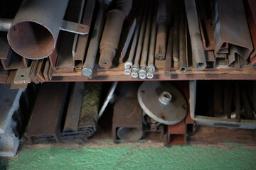 Material shelves for stainless steel, iron, and aluminum
