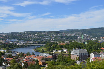 Fototapeta na wymiar view of the city of Trondheim