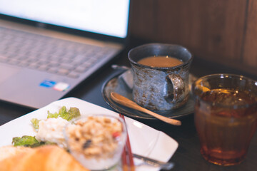 仕事前の喫茶店モーニング