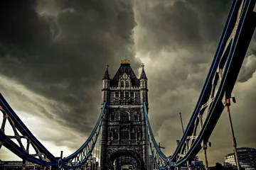 Papier Peint photo Tower Bridge Tower Bridge Under Stormy Skies - London, UK
