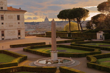Villa Medici -Acadèmie de France in Rome : garden and view of Rome 