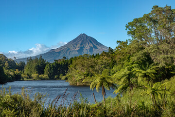 View of Mount Taranaki (Taranaki Maunga) from Lake Mangamahoe, Egmont National Park, on the west coast of New Zealand's North Island. © Luis