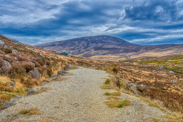 path to the mountains