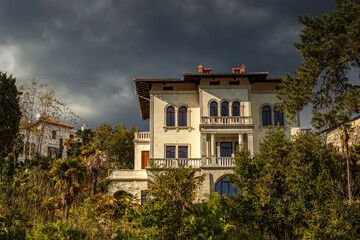Fototapeta na wymiar View at a mediterrean house in croatia in early spring