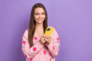 Photo of cheerful lady wear pink cardigan stylish fashion hold new apple iphone use modern fast...