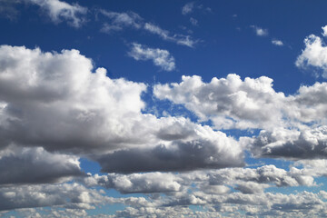 Obraz premium Winder cumulous cloud formation on Glendale, Az, 