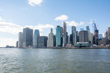 Fototapeta premium vista panoramica de nueva york desde el rio