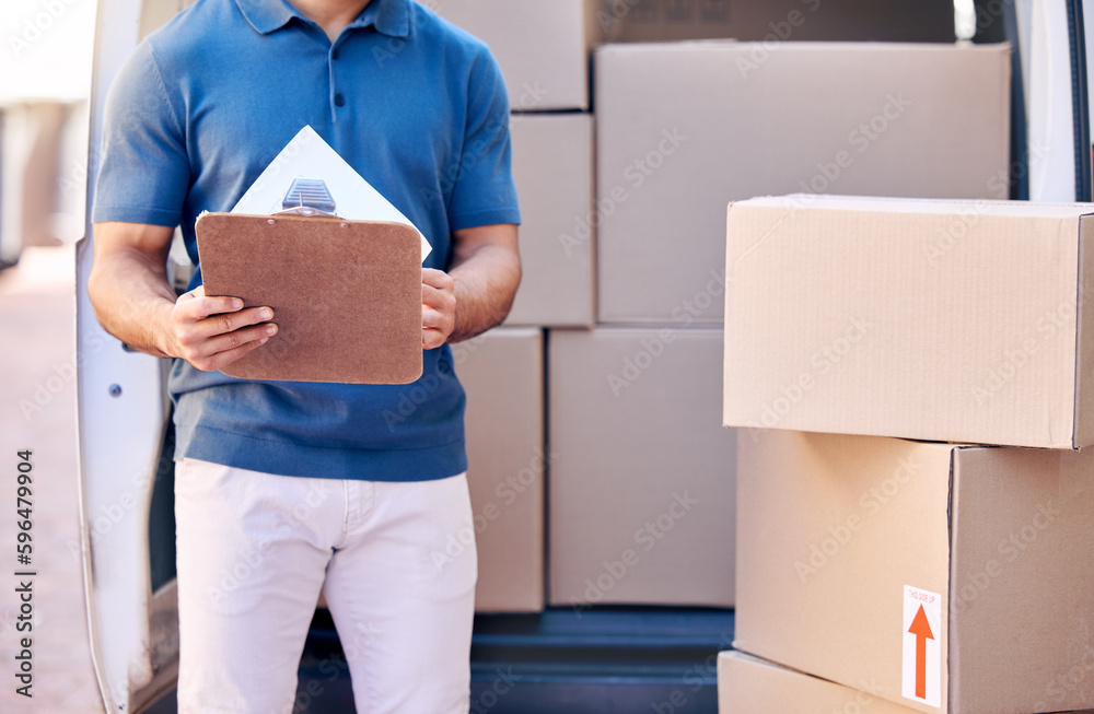 Aufkleber To listen closely and reply well is the highest perfection. Shot of a unrecognizable man using a clipboard while delivering outside.