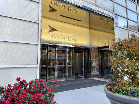 Entrance to BNY Mellon headquarters in Lower Manhattan.
