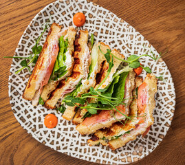 sandwich with vegetables and sauce