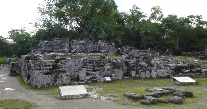 The Niches building (Los Nichos) at San Gervasio, Mayan archeological site, Cozumel, Mexico.