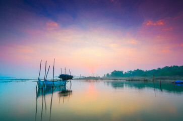 Fototapeta premium Morning view of the lake. The weather is great.