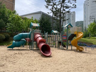 한국 김해시 율하천 산책로에서 촬영한 사진