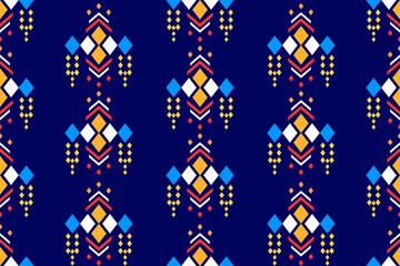 Geometric Native American damask tribal ethnic seamless pattern. American, Indian, Mexican, Moroccan, African, southwestern style. Design for clothing, fabric, wallpaper, textile, home decor, carpet.