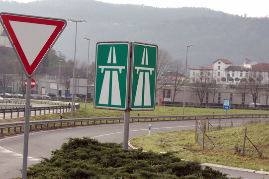 Ingresso autostrada Svizzera