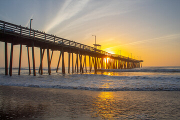 Fototapeta na wymiar Sunrise at Virginia Beach