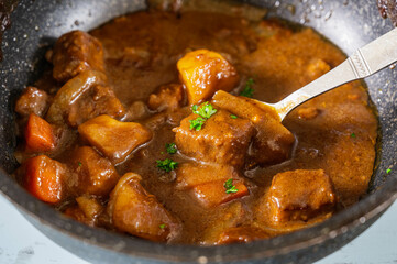 フライパンで作るカレー