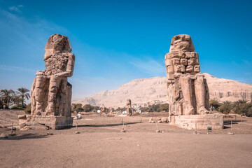 Memnon Kolosse (Amenhotep III) in Luxor, Egypt