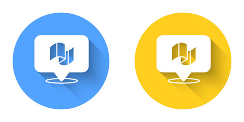 White Flag Italy icon isolated with long shadow background. Circle button. Vector