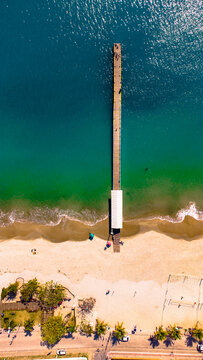 Praia Ver&atilde;o F&eacute;rias Norte Ilha Santa Catarina Floripa Canasvieiras Florian&oacute;polis Pr&eacute;dios Casas Veraneio Mar Oceano Atl&acirc;ntico C&eacute;u Trapiche Argentinos Turistas Turismo Alargamento Faixa Areia Bairro SC