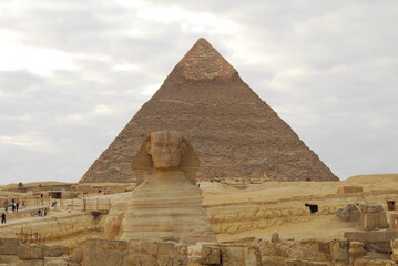 エジプト・ギザのピラミッドとスフィンクス (2006年12月)