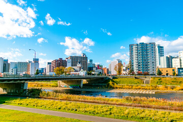 豊平川の河川敷の風景（北海道札幌市）