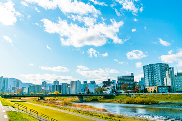 豊平川の河川敷の風景（北海道札幌市）