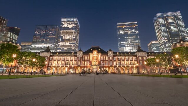 【東京都・千代田区】東京駅の都市夜景　タイムラプス映像　ズームアウト　
Night view of Tokyo Station - Japan - timelapse video -  zoom out