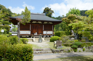 新緑の海住山寺　文殊堂　京都府木津川市加茂町
