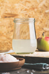 Apple cider vinegar detox drink