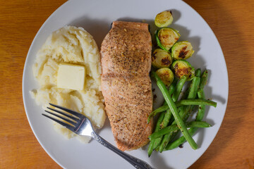 season salmon   with green beans and brussel sprouts