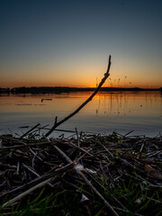 zachód słońca nad jeziorem drwęckim