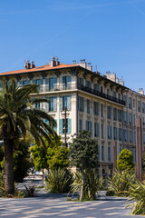 Façade d'un immeuble de style Belle Époque rue Alfred Mortier à Nice