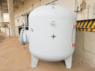 Air receiver for various media, used as a storage tank for compressed gas or liquid under pressure,...