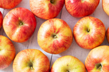 red apples background
