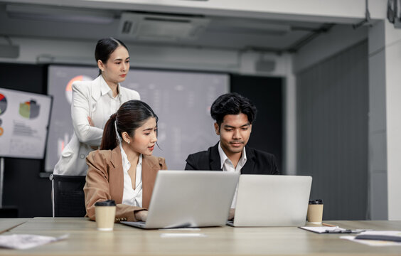 Financial supervisor advises, coaches and trains the trainee employees in business analytics. Giving suggestions and feedback to help enhance all relevant skills. Personal development is the focus.