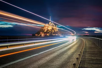 Foto op Plexiglas Atlantische weg Mont Saint Michel traffic trails