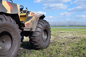 All-terrain vehicle with large wheels