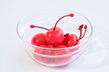 沢山のさくらんぼのシロップ漬け